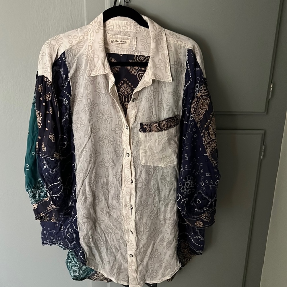 Medium oversized button down shirt/tunic